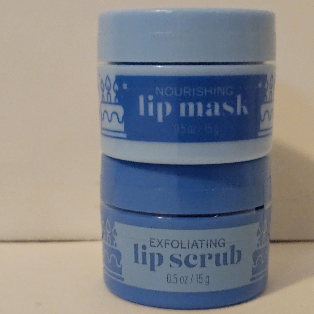 Bath & Body Works Birthday Frosting - Exfoliating Lip Scrub and Lip Mask